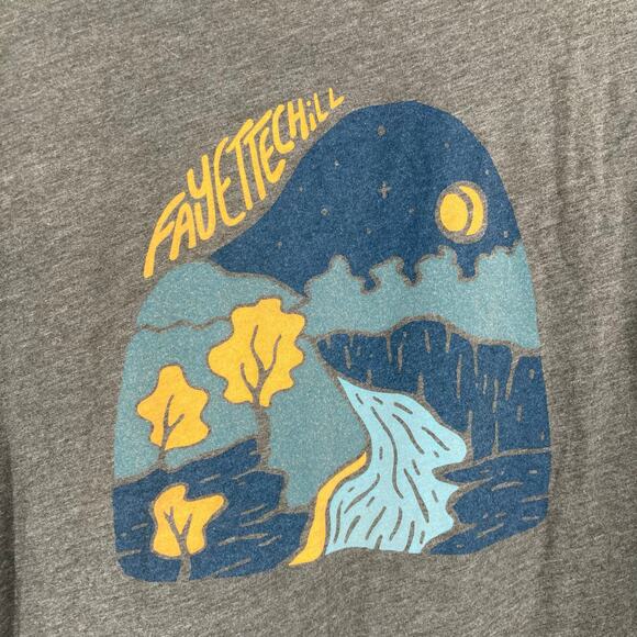 Fayettechill Organic Cotton Moss Green Graphic Hiking Casual Tee Size Small - Picture 3 of 8